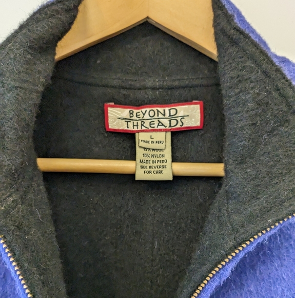 Beyond Threads Vest Alpaca Wool Blue Black  Zip Womens L Cabincore Outdoor Warm - Picture 10 of 11